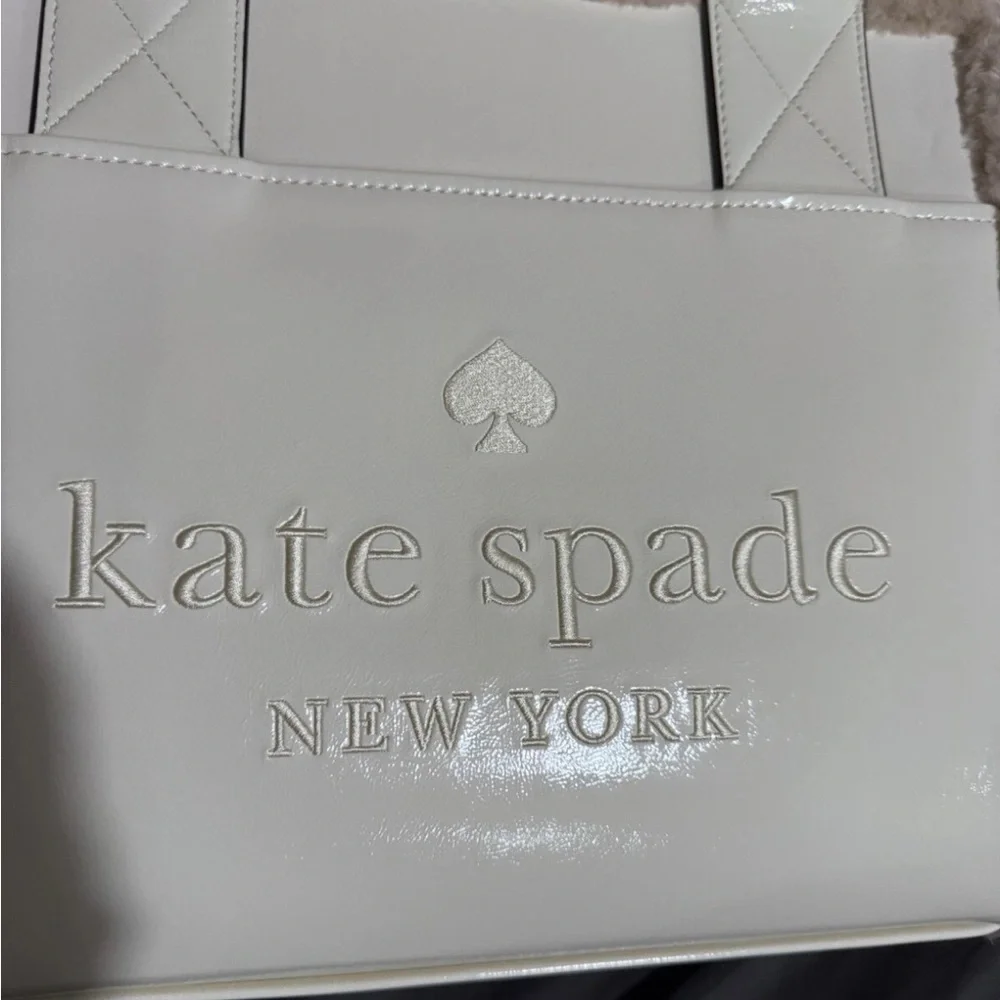 Kate Spade Large Cream Embroidered patent leather tote fur - NWT retails: $429